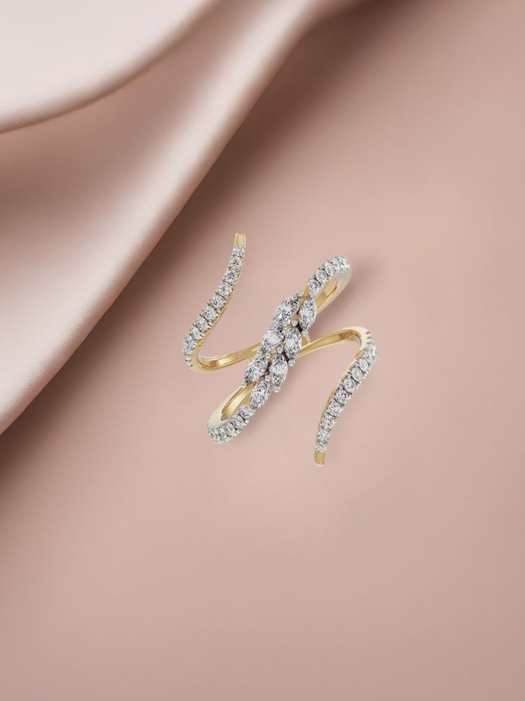 

Emori Floral 14 Kt Gold Diamond Ring