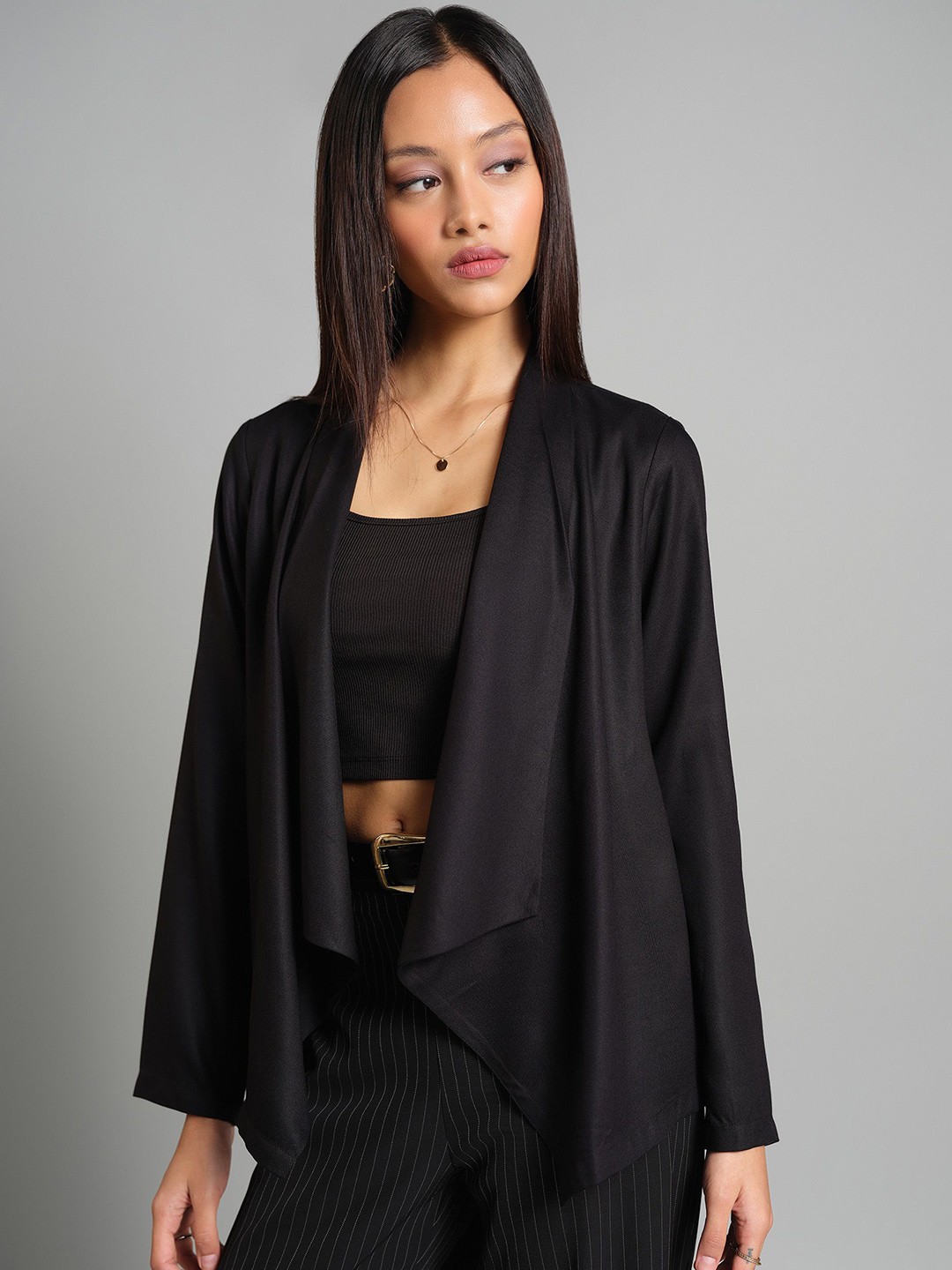 

AND Women Shrug, Black