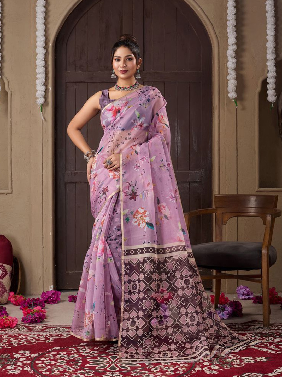 

Fashion FRICKS Floral Printed Zari Organza Saree, Lavender