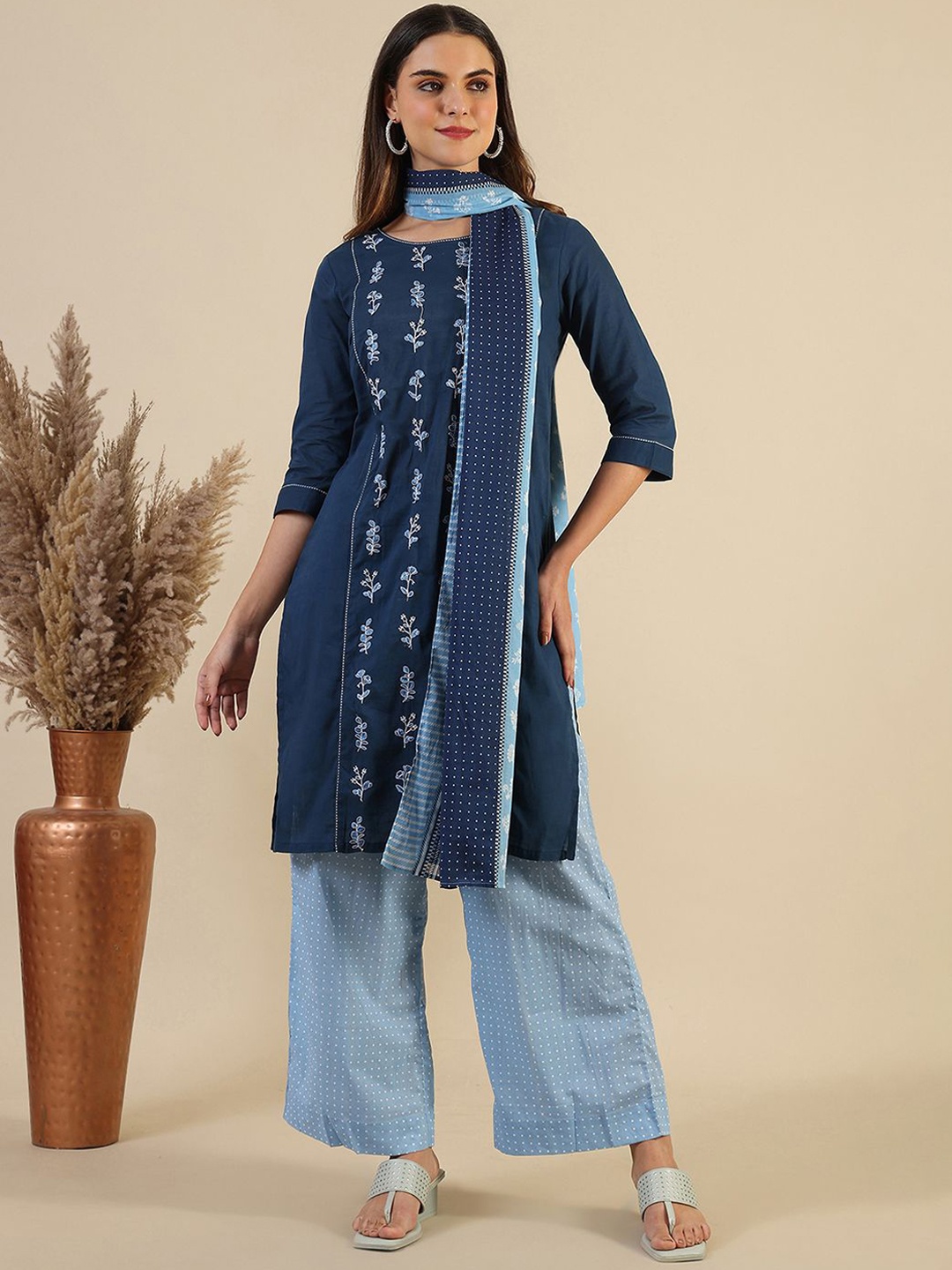 

AURELIA Floral Embroidered Round Neck Pure Cotton Kurta With Palazzo And Dupatta, Blue
