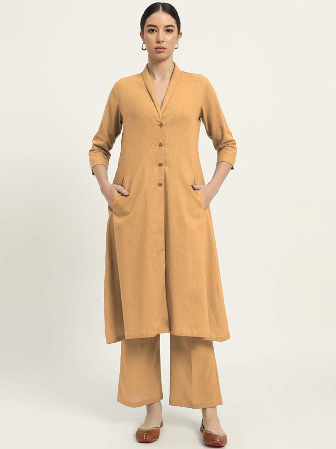 

Thevasa Boho Harmony Shawl Neck Pure Cotton A-Line Tunic With Trouser, Beige