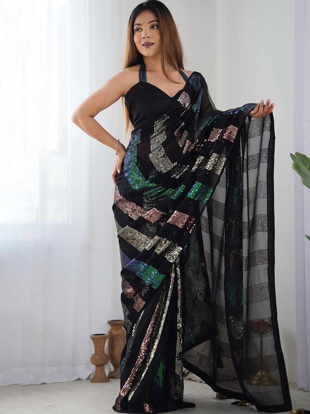 

MySilkLove Embellished Sequinned Pure Georgette Saree, Black