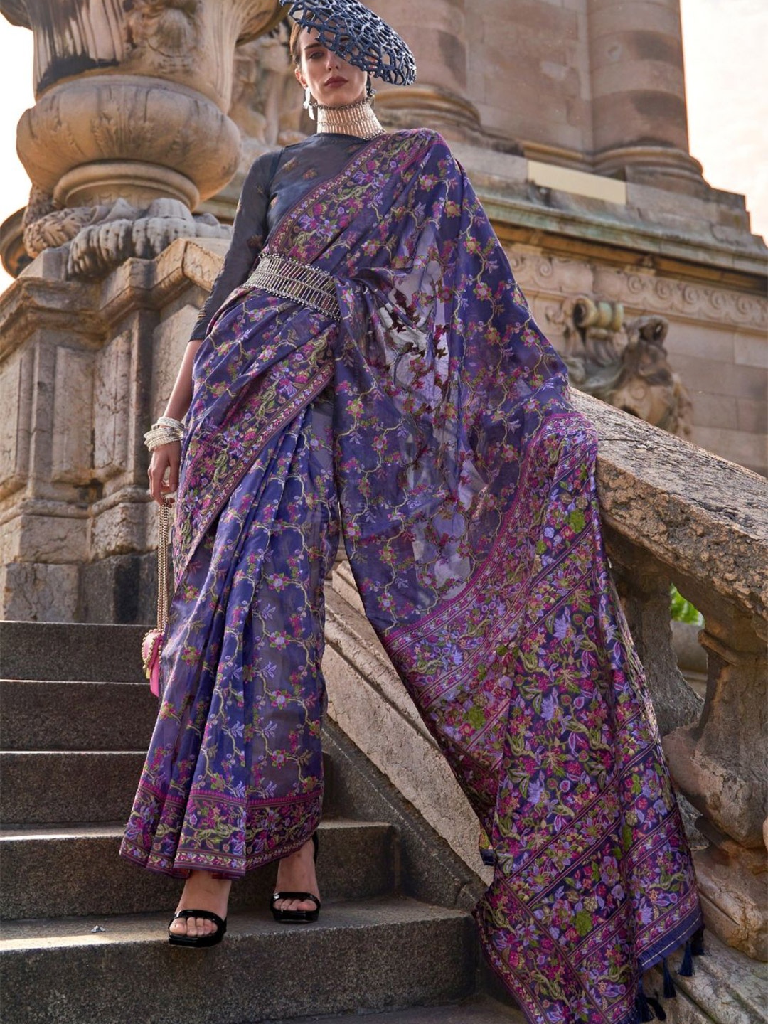 

BLENDIFY Woven Design Organza Banarasi Saree, Purple