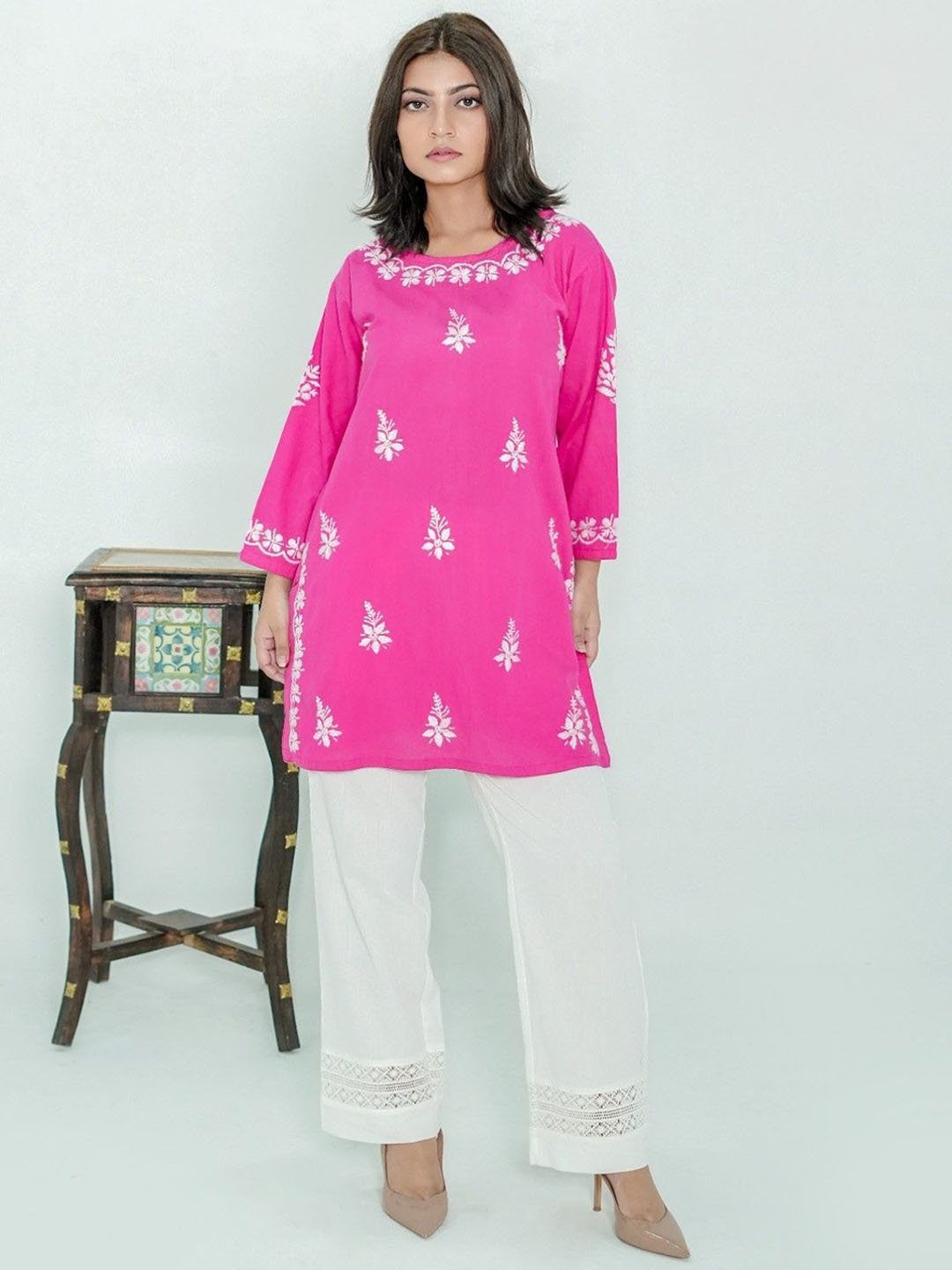 

Ethnic Threads Floral Embroidered Chikankari Pure Cotton Straight Kurta With Trousers, Pink