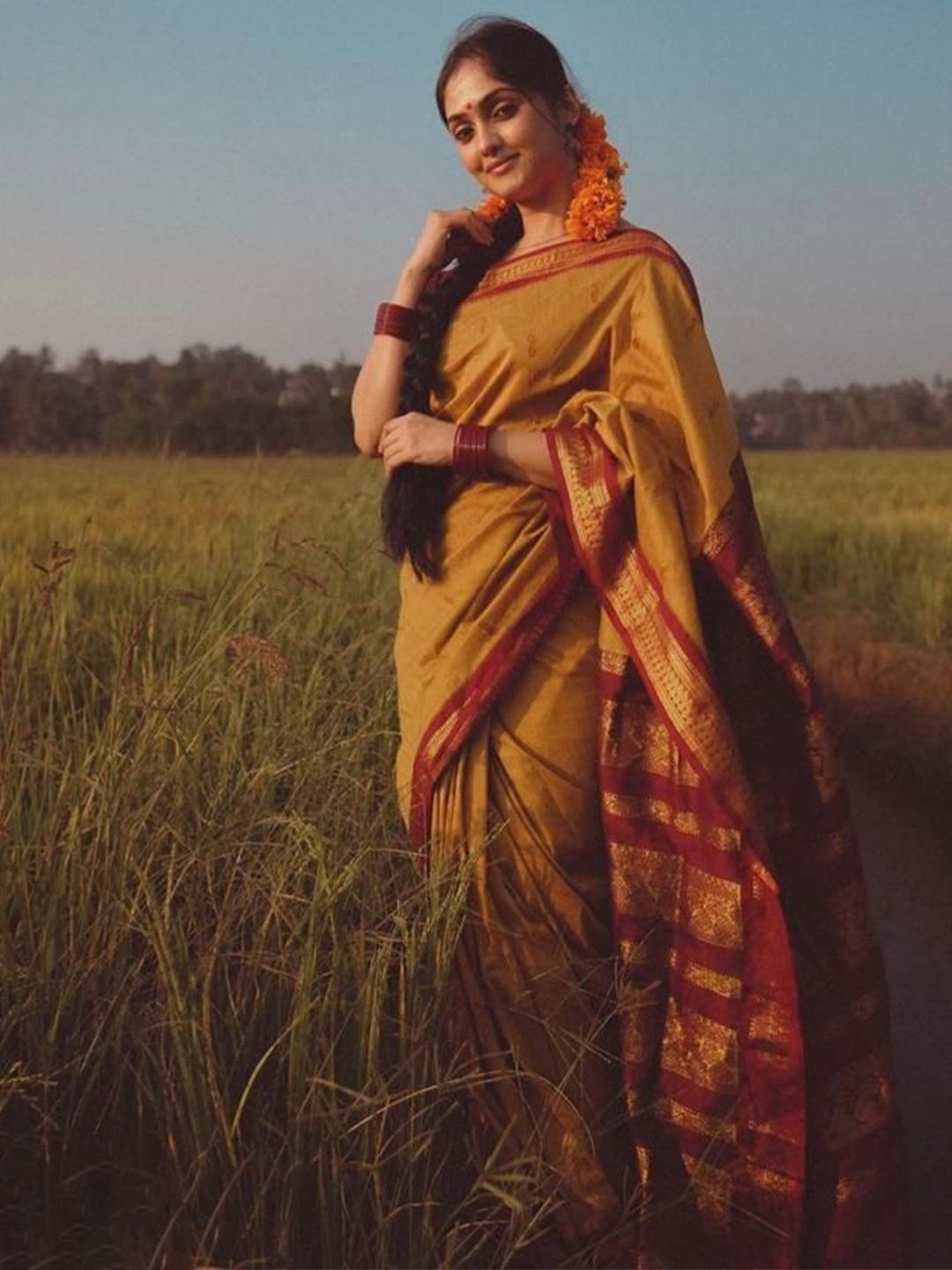 

bansari textiles Woven Design Zari Kota Saree, Yellow