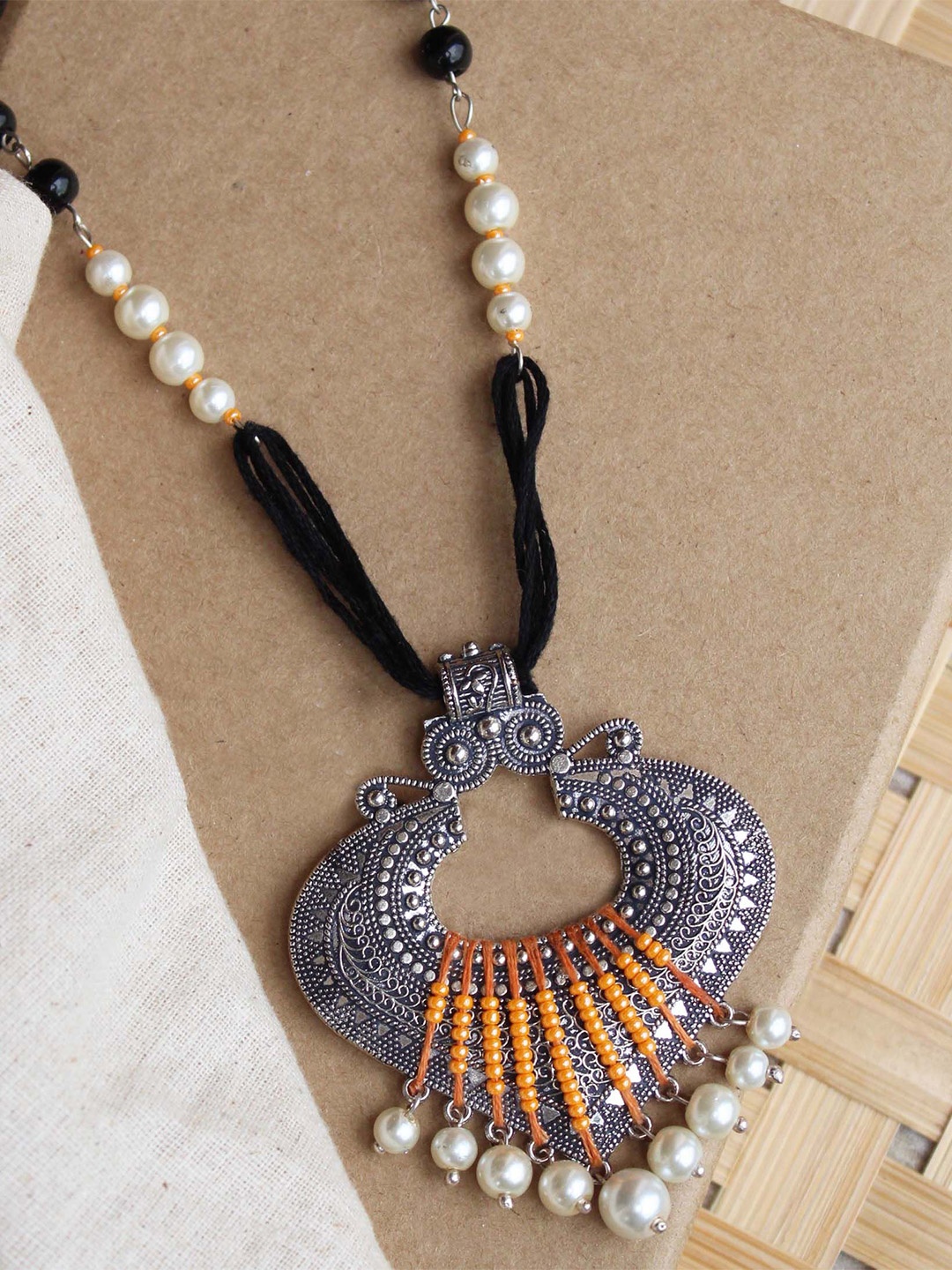 

BeAbhika Silver-Plated Dangling Paan Pearls Beaded Necklace