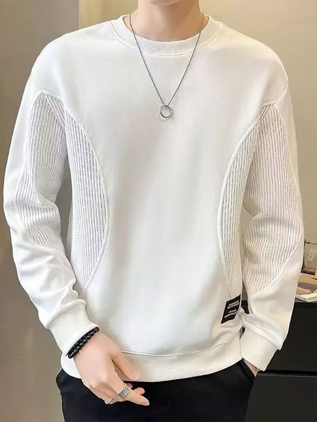 

StyleCast x Revolte Men Round Neck Sweatshirt, White