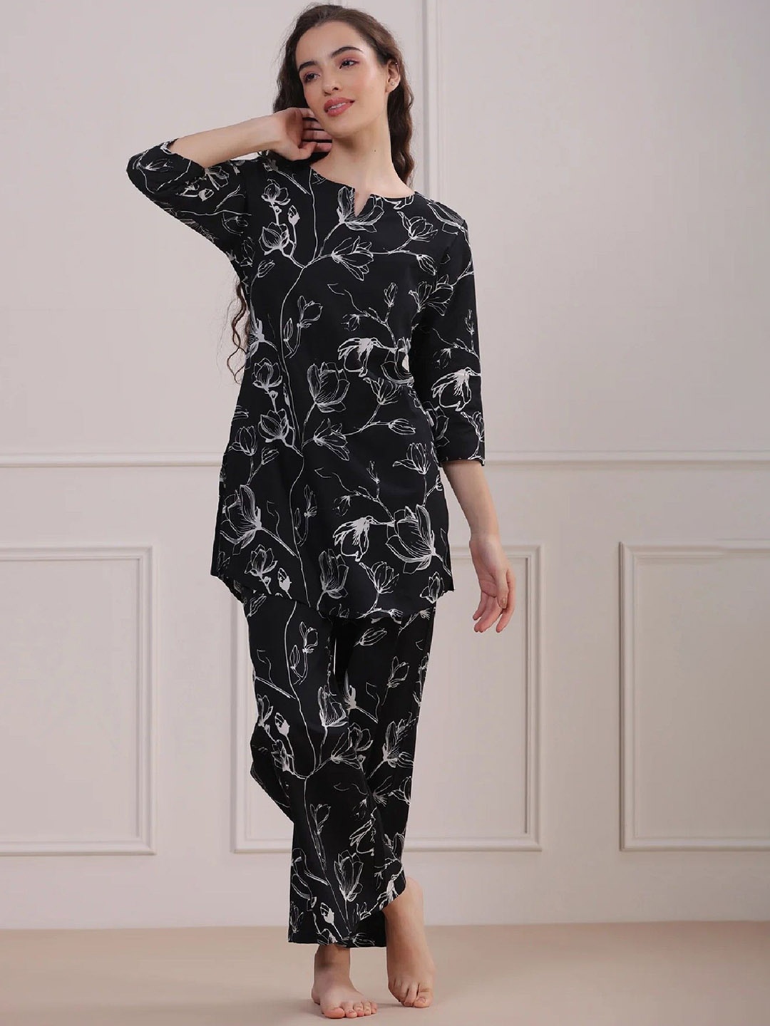 

Acriine Floral Printed Notched Neck Pure Cotton Tunic & Trousers, Black