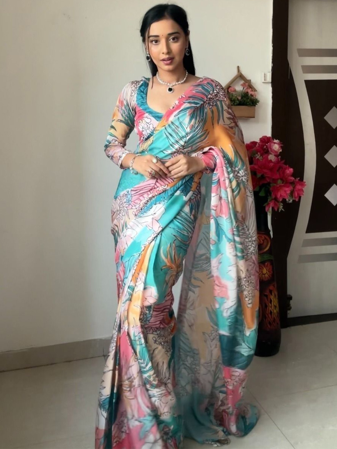 

bansari textiles Floral Printed Kota Saree, Green