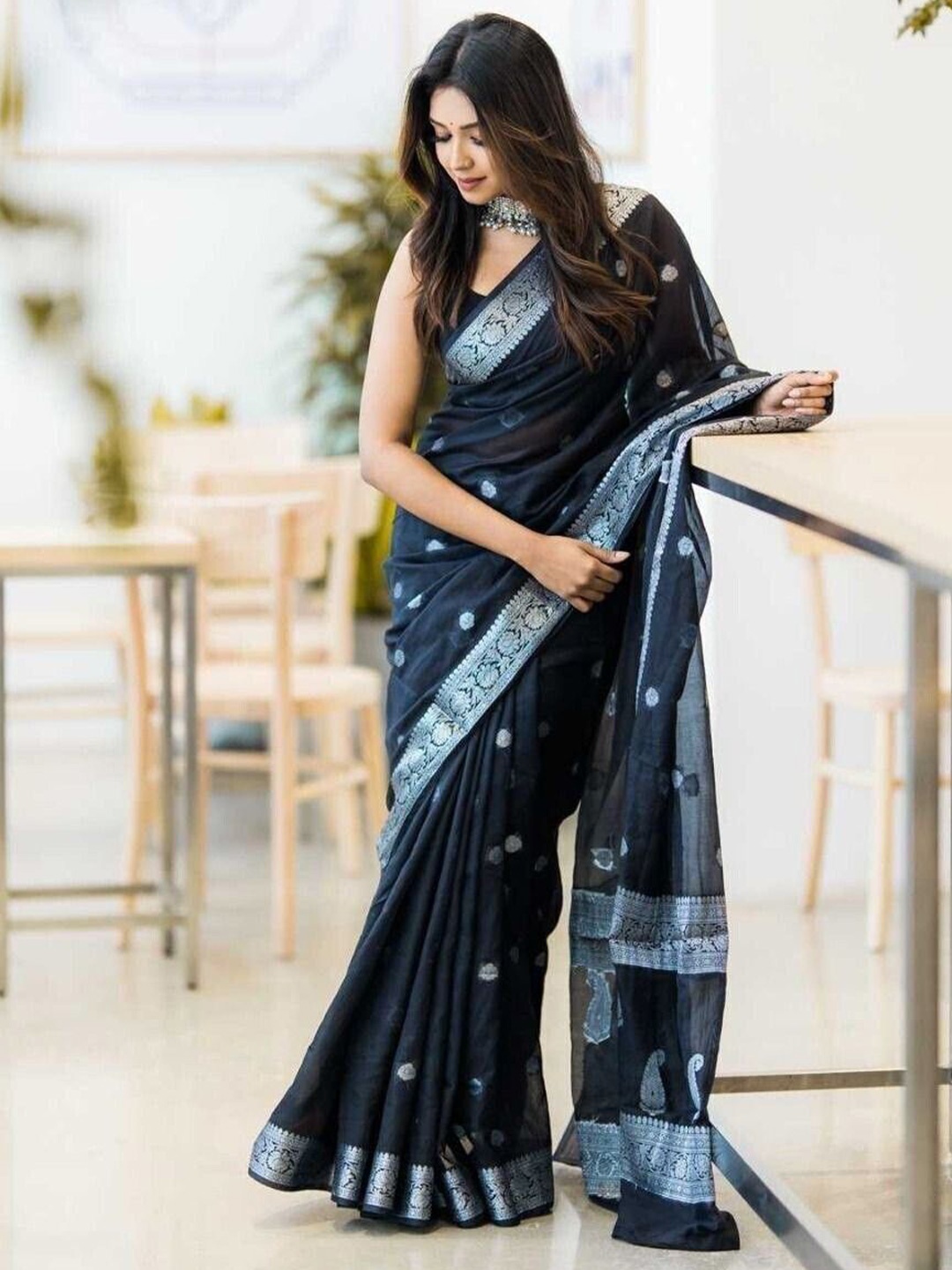 

bansari textiles Woven Design Zari Kanjeevaram Saree, Navy blue