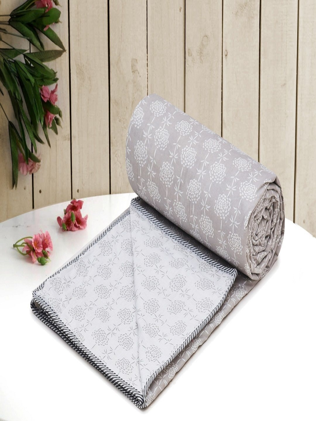 

Myntra Elegant Homes Grey & Off White Floral Cotton AC Room 150 GSM Double Bed Dohar
