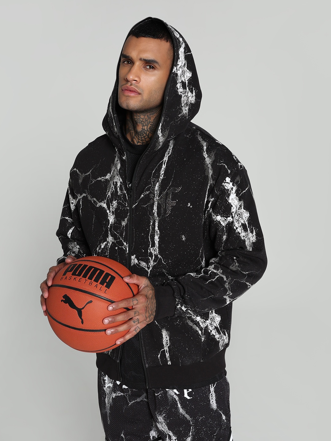 

PUMA Hoops Men Hooded Abstract Printed Cotton Sporty Jacket, Black