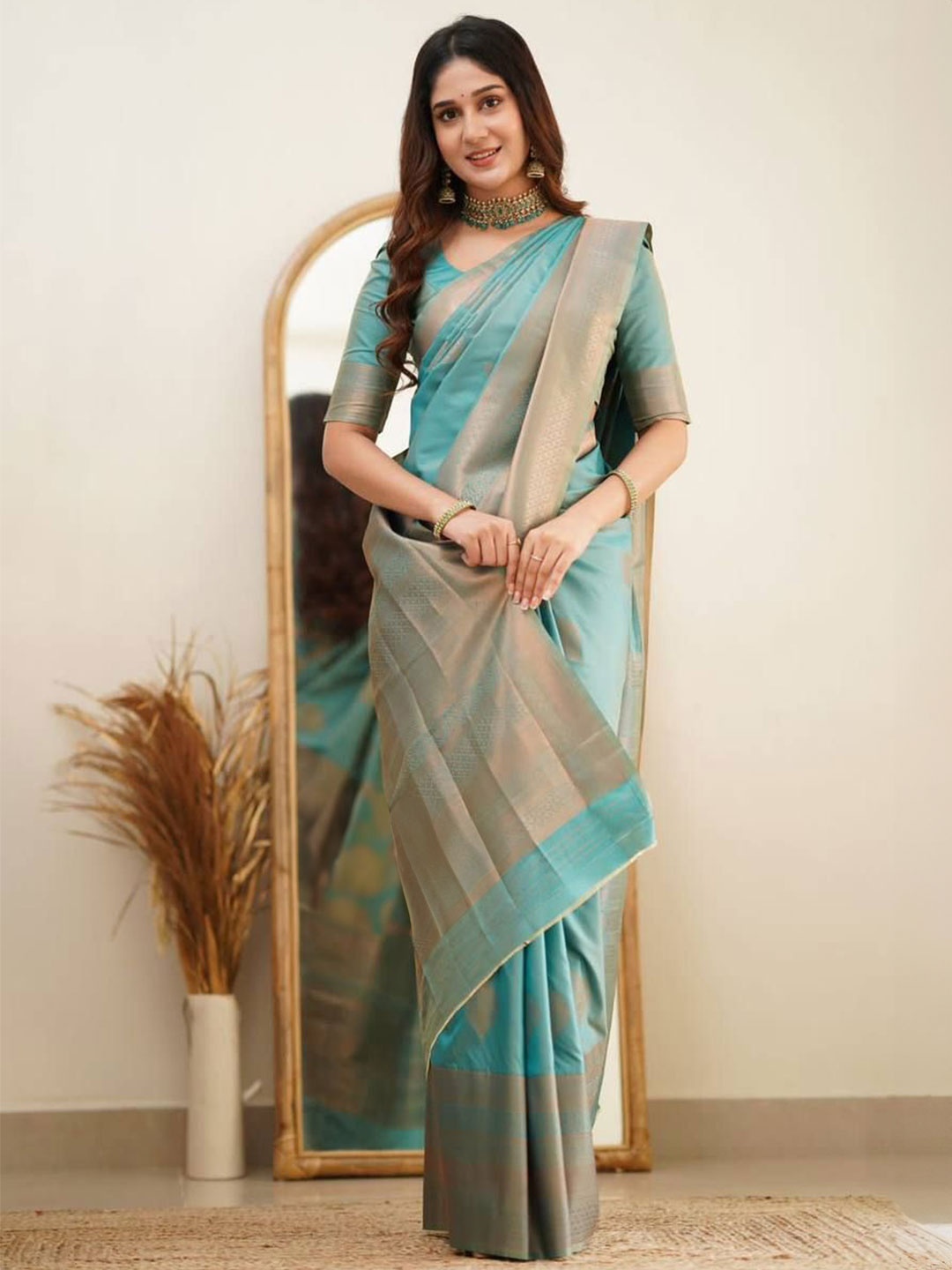 

bansari textiles Woven Design Zari Kanjeevaram Saree, Turquoise blue