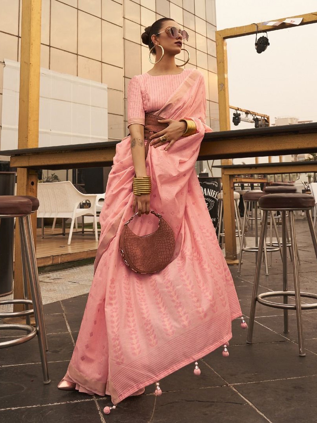 

Anouk Woven Design Zari Silk Blend Banarasi Saree, Pink