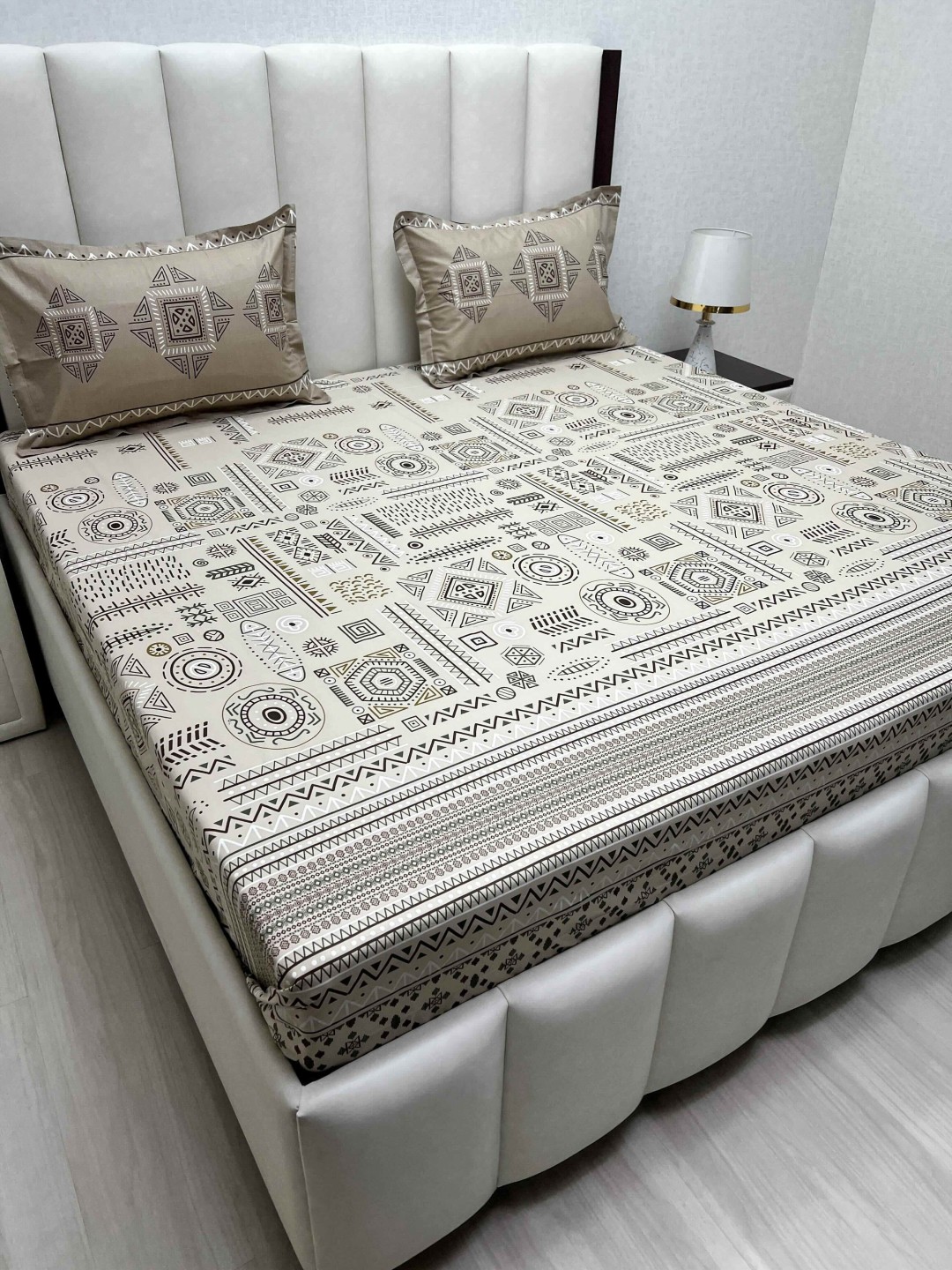 

Pure Decor Cotton King Size Double Bed Bedsheet With 2 Pillow Covers 2.74m X 2.74m, Off white