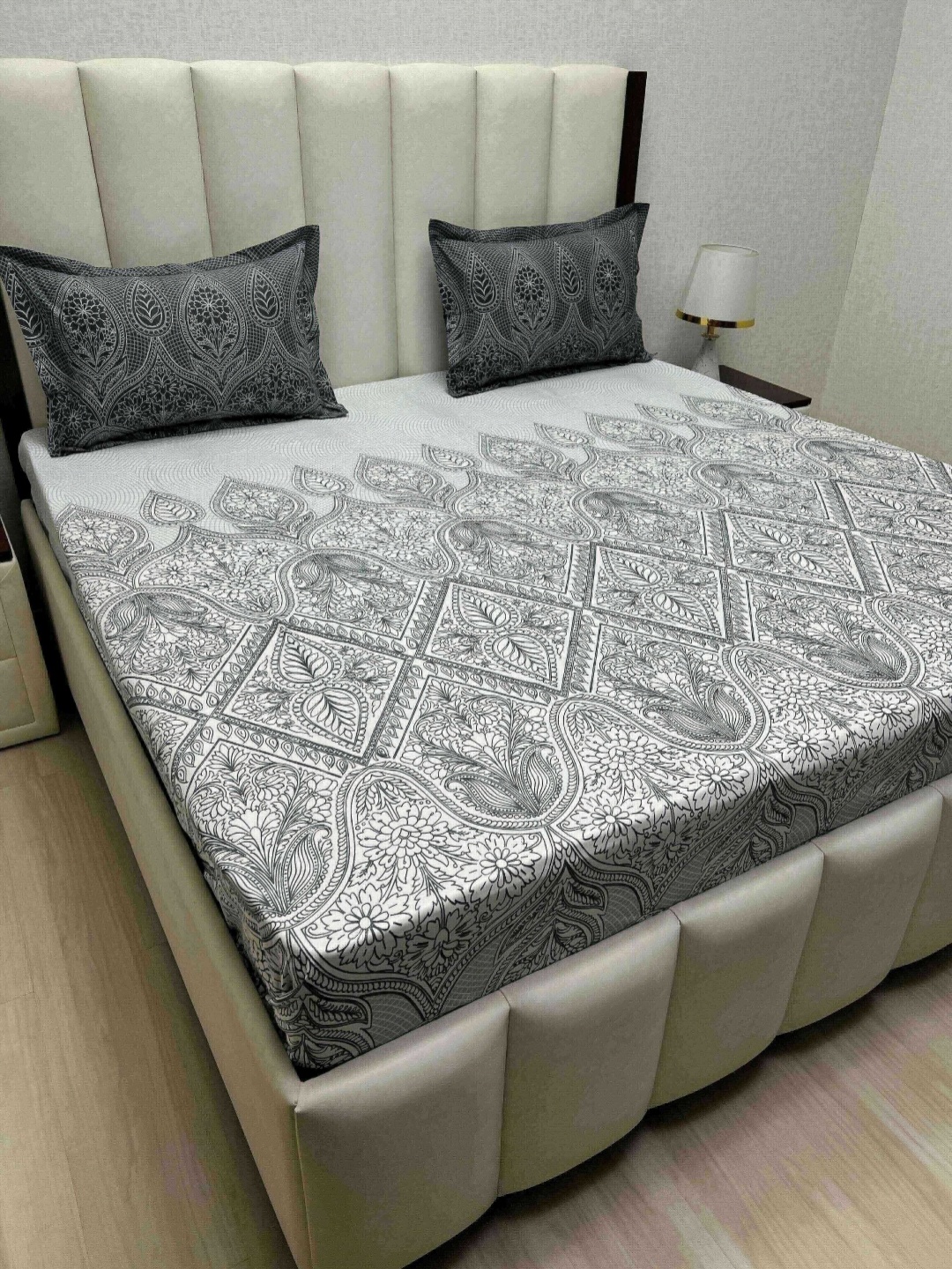 

Pure Decor Cotton King Size Double Bed Bedsheet With 2 Pillow Covers 2.74m X 2.74m, White