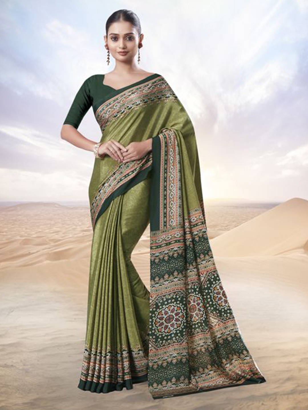 

Jaanvi Pure Crepe Saree With Blouse Piece, Green