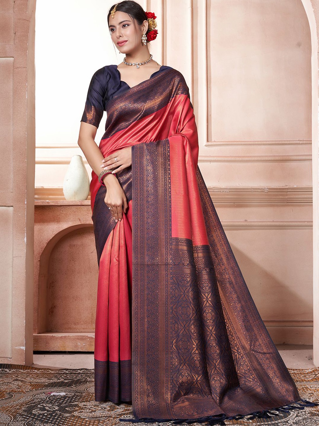 

Mitera Woven Design Zari Kanjeevaram Saree, Pink