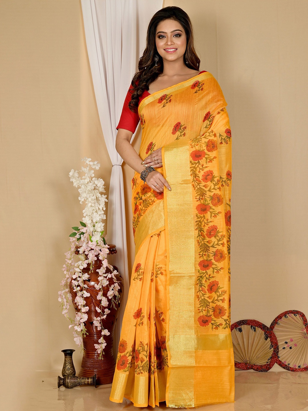 

DipDiya Floral Printed Zari Pure Cotton Taant Saree, Yellow