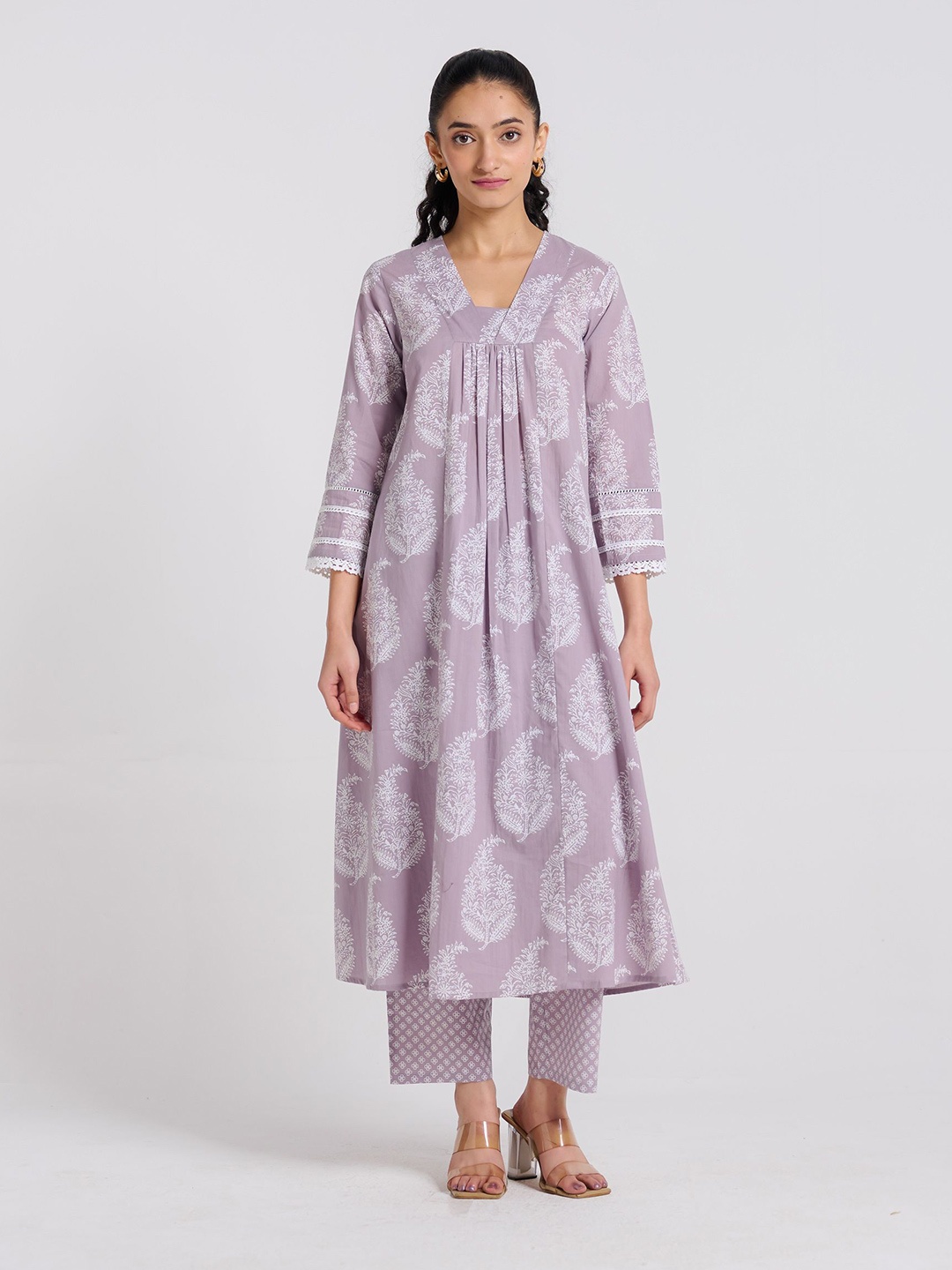 

Rustorange Paisley Printed Pleated Thread Work Pure Cotton Kurta With Palazzos, Mauve