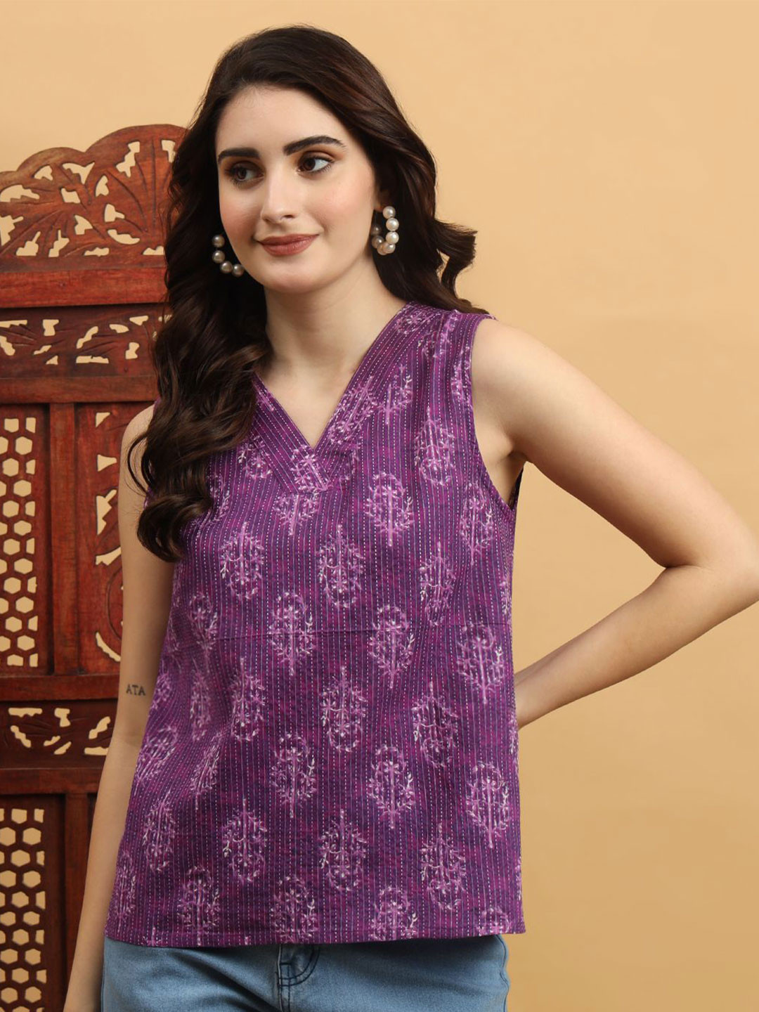 

Anouk Rustic Women Ethnic Motifs Printed V-Neck Pure Cotton Kurti, Purple