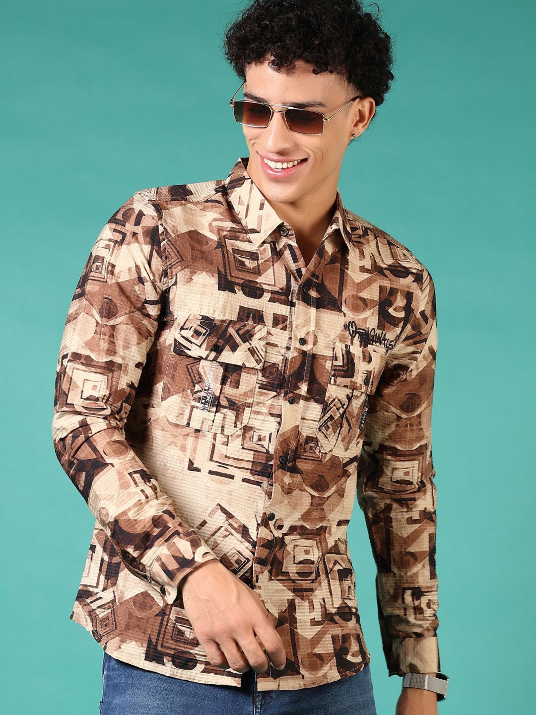 

V-Mart Men Spread Collar Abstract Printed Cotton Casual Shirt, Brown