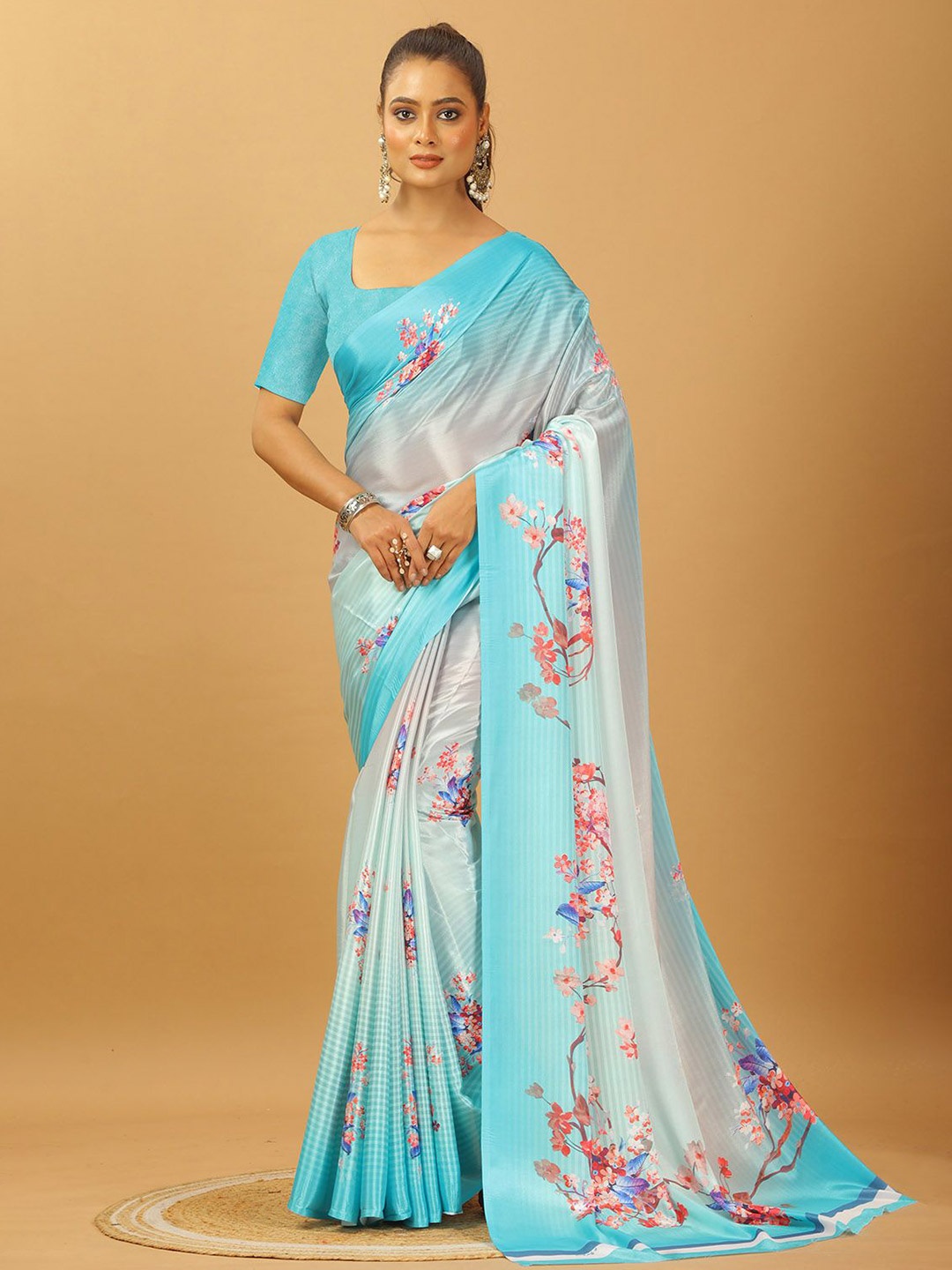 

A.V.M. SILK MILLS Floral Printed Pure Crepe Saree, Turquoise blue