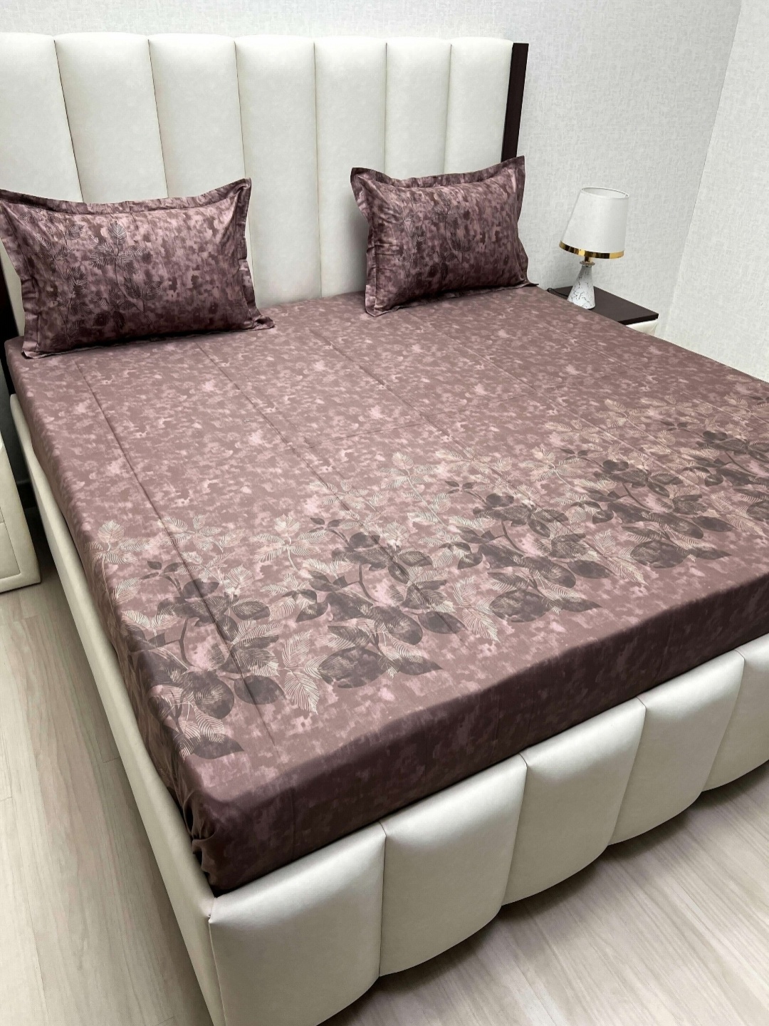 

Pure Decor Royal Majestic Brown Printed 400 TC Pure Cotton King Bedsheet Set 2.74m x 2.74m