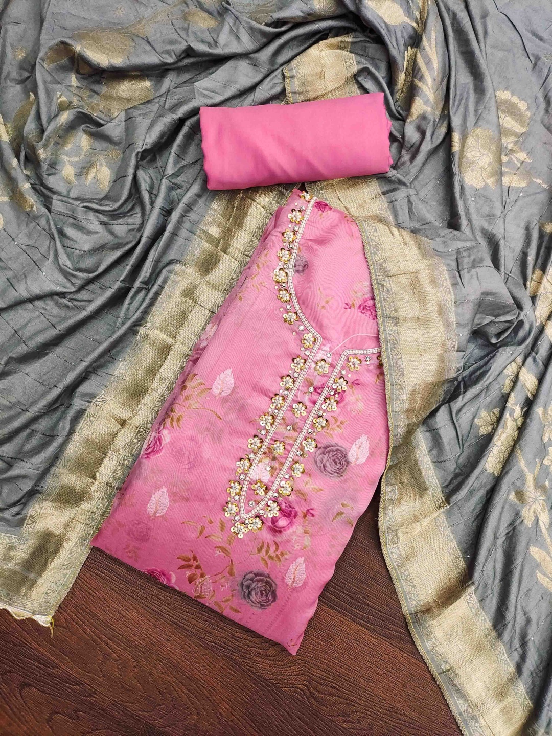 

Blissta Floral Printed Sequinned Organza Unstitched Dress Material, Pink