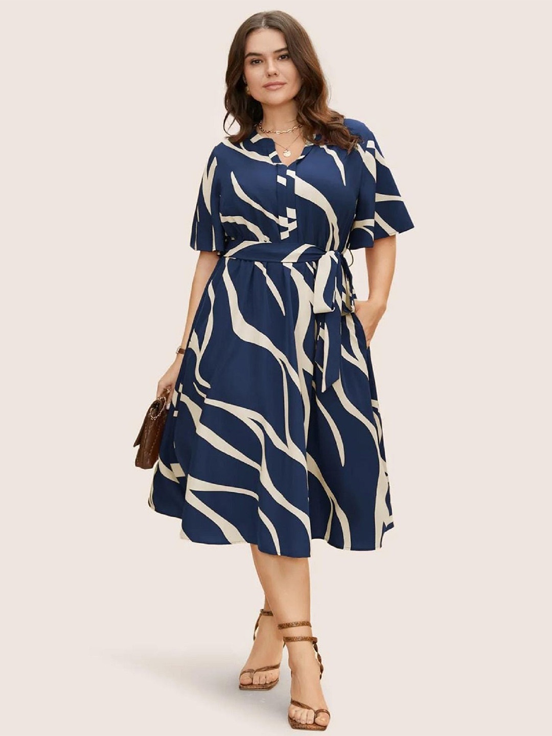 

JAIPURFAME Women Printed Fit and Flare Midi Dress, Blue