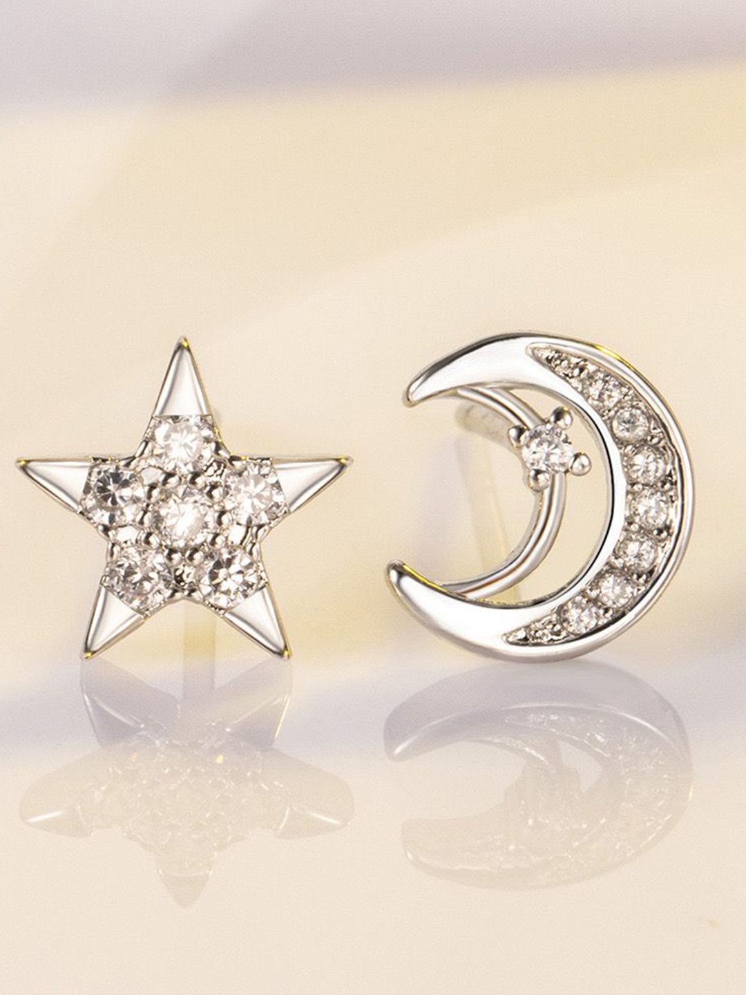 

MYKI Silver-Plated Stainless Steel Cubic Zirconia Studded Star Shaped Studs