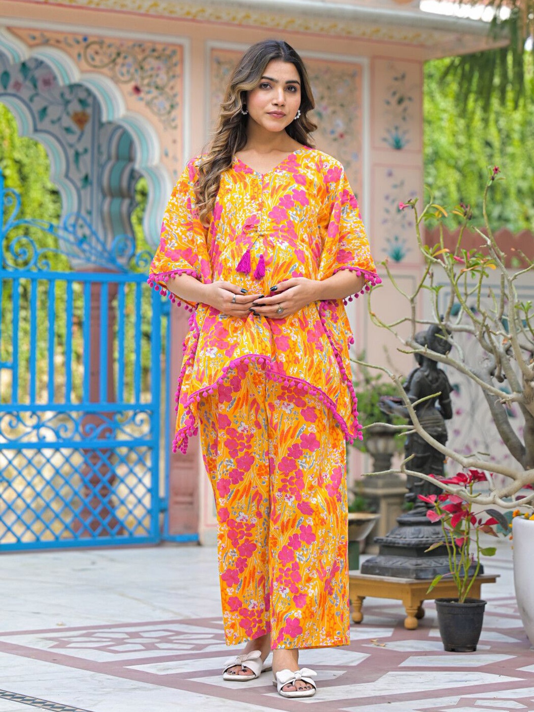 

Aujjessa Mustard Multi Printed Pure Cotton Maternity Feeding Kaftan Co-Ords