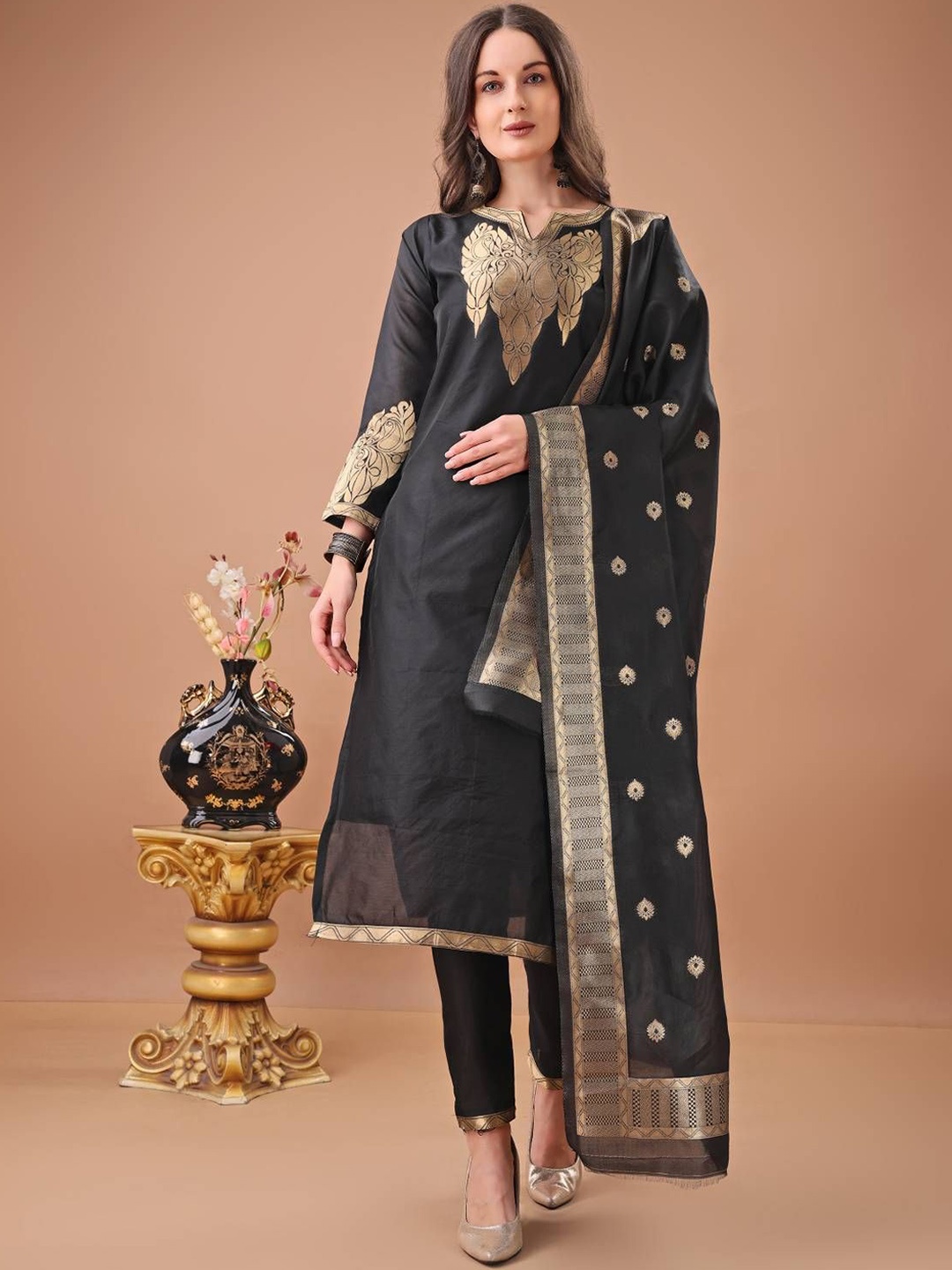 

Dreamlaxmi Fashion Women Floral Embroidered Regular Kurta with Trousers & With Dupatta, Black