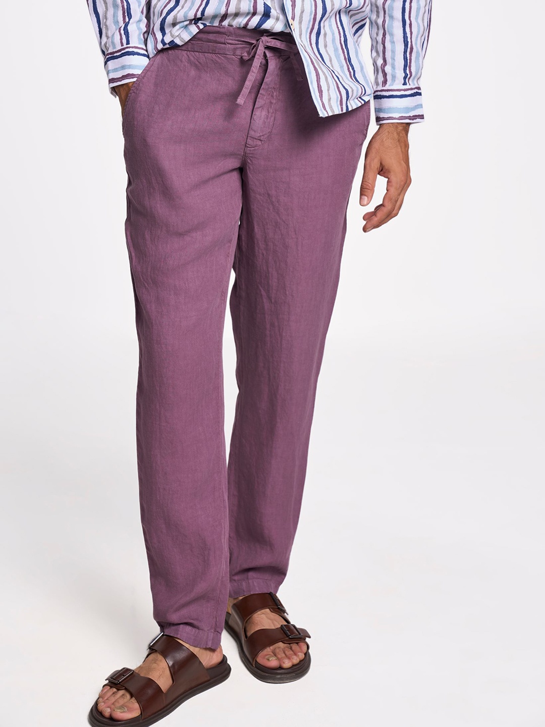 

Terra Luna Men Cotton Mid-Rise Tailored Slim Fit Chinos Trousers, Mauve