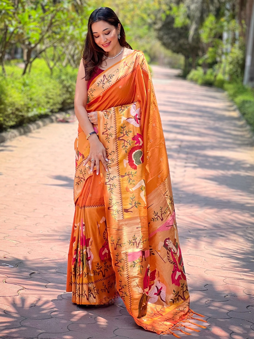 

HEER FASHION Woven Design Zari Paithani Saree, Orange