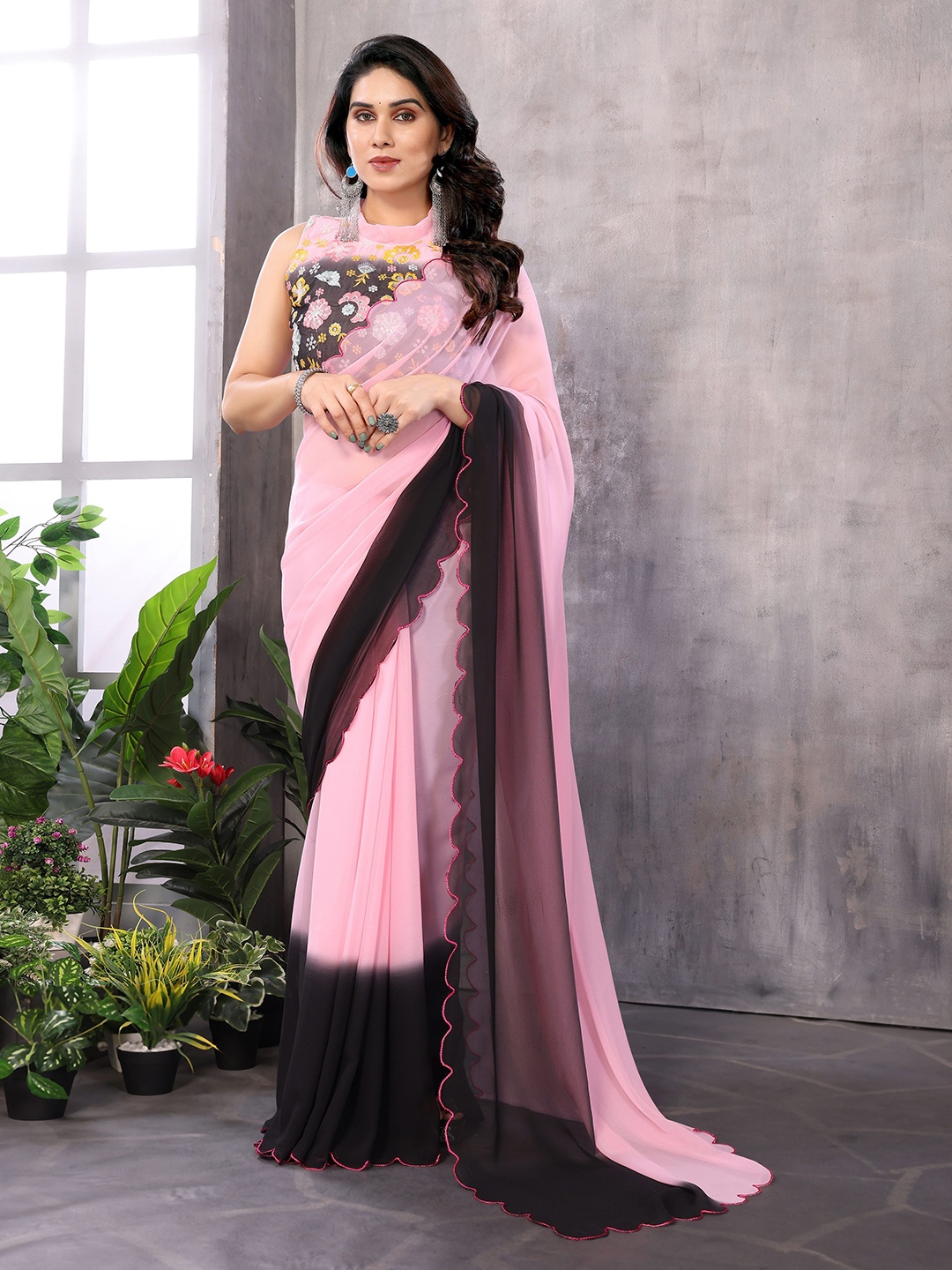 

Munir Ombre Poly Georgette Saree, Black