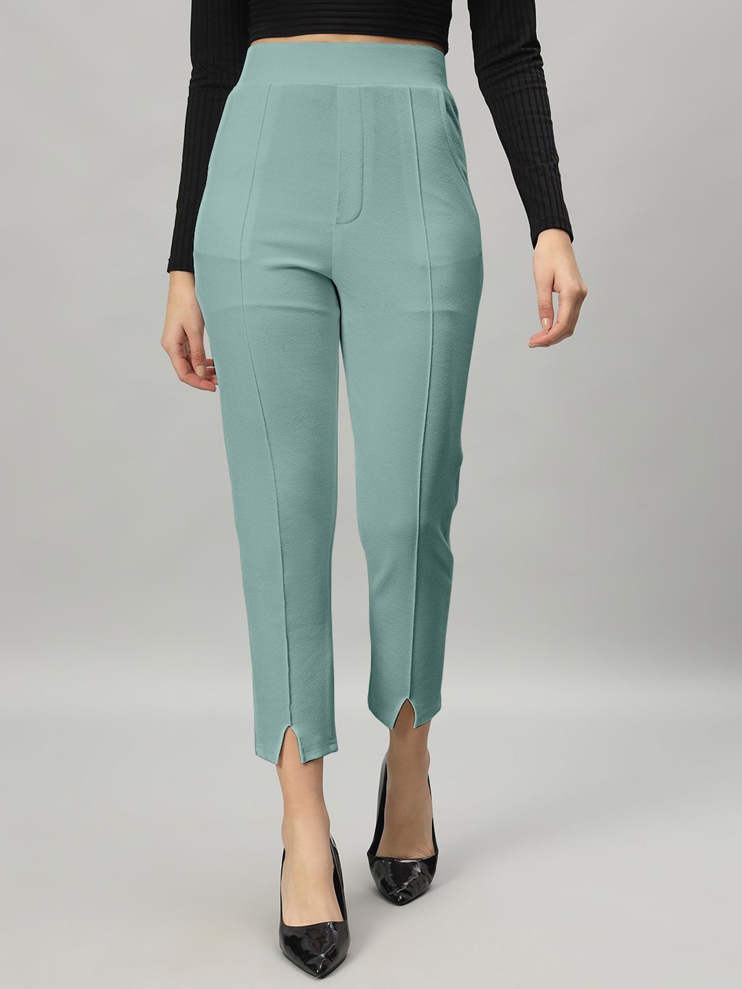 

Wuxi Women Relaxed Trousers, Sea green