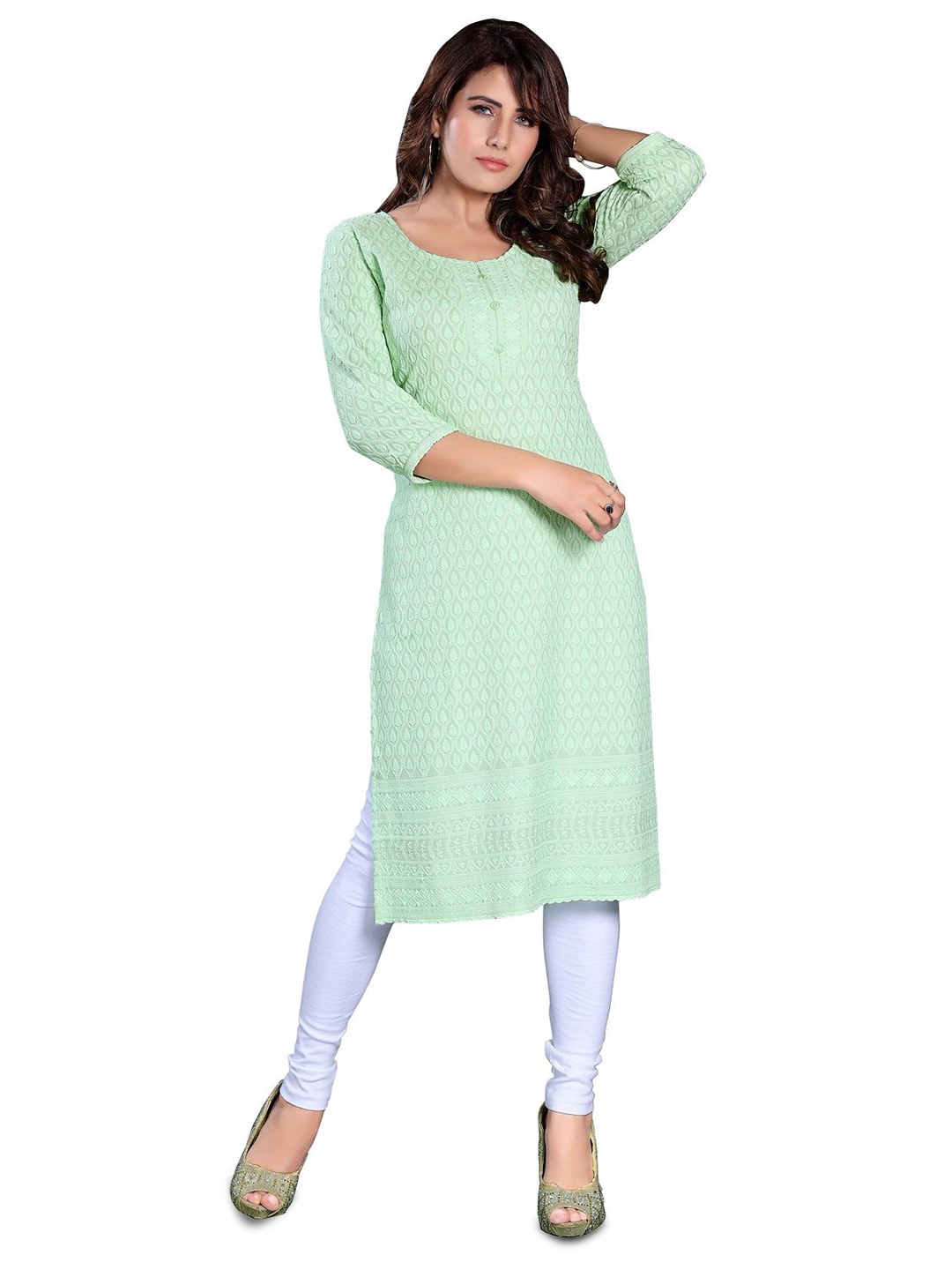 

DREAM & DZIRE Embroidered Round-Neck Ethnic Straight Kurta, Fluorescent green