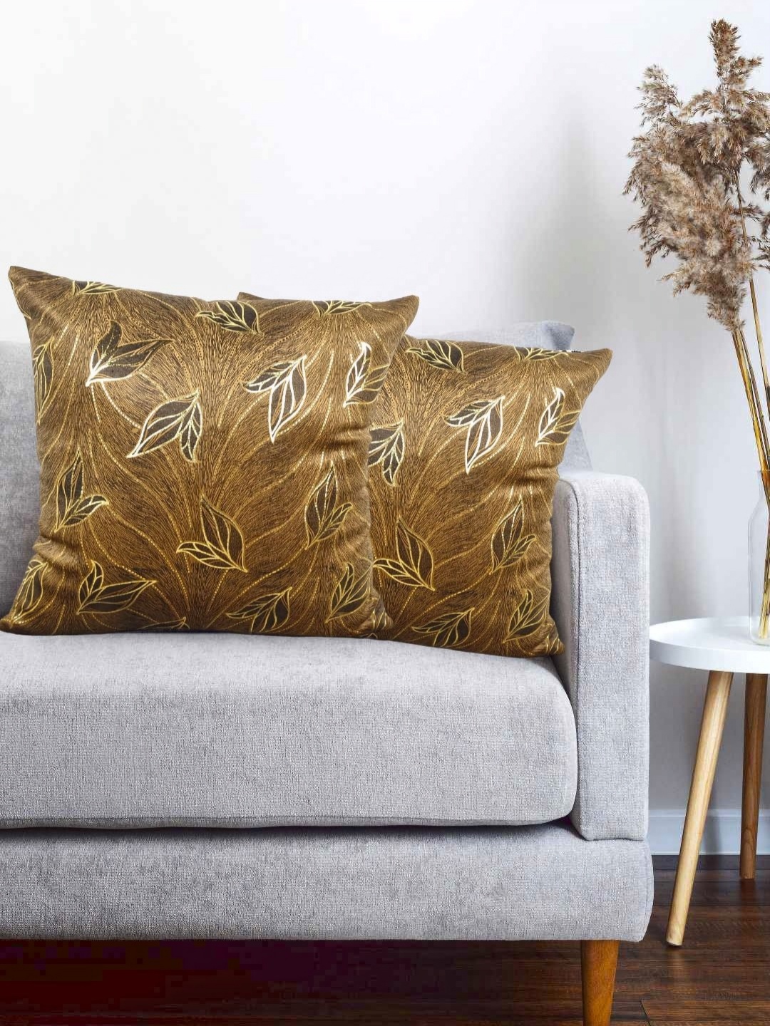 

Vinayaka Fab Gold-Toned And Brown 2 Pieces Floral Printed Velvet Square Cushion Covers