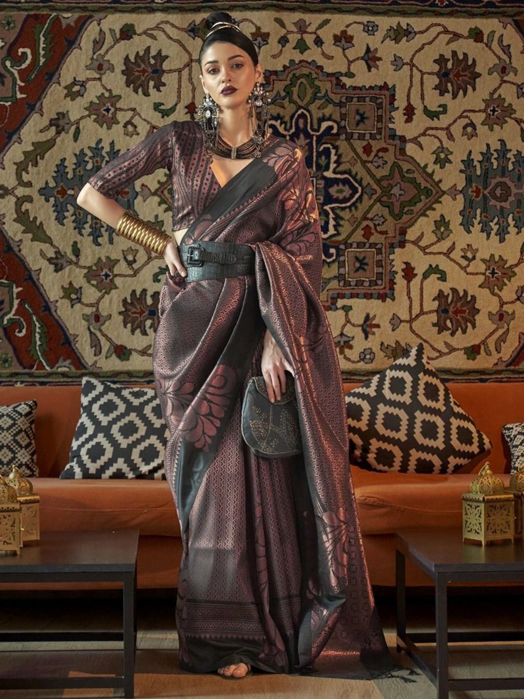 

Anouk Woven Design Zari Silk Blend Banarasi Saree, Grey