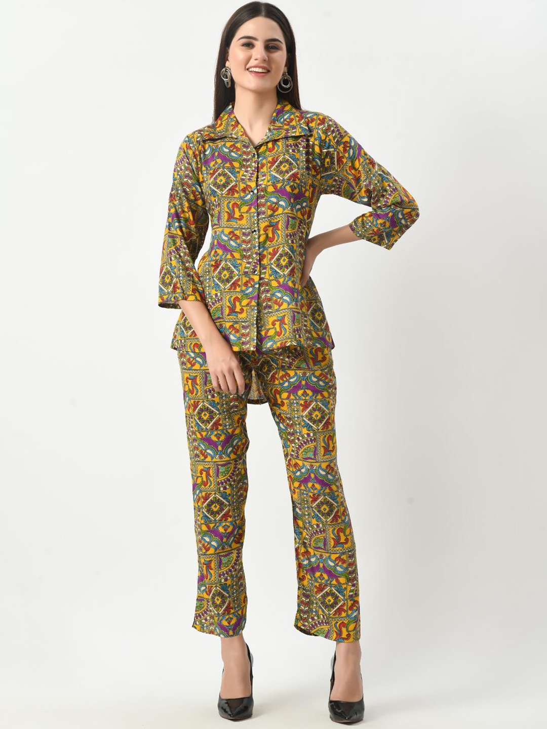 

NEYSA Ethnic Motifs Printed Shirt & Trouser, Yellow
