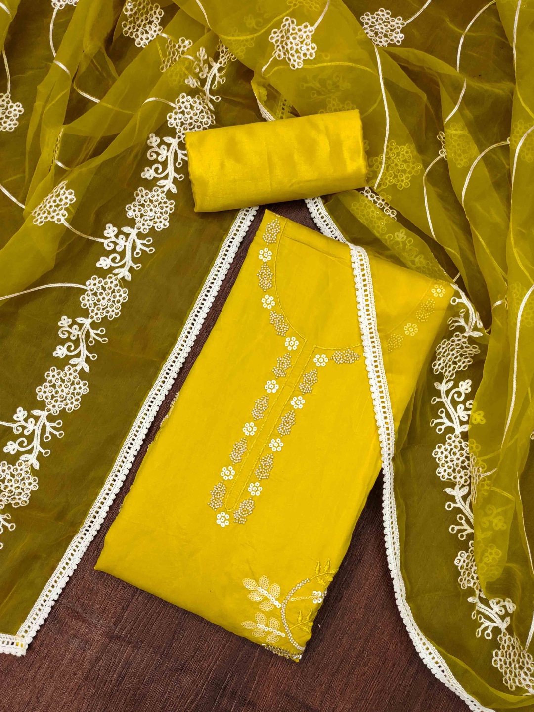 

Blissta Floral Embellished Unstitched Dress Material, Yellow