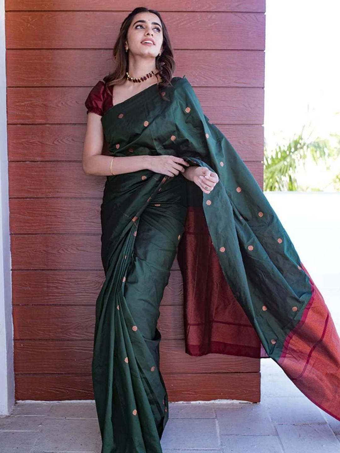 

bansari textiles Woven Design Zari Kanjeevaram Saree, Green