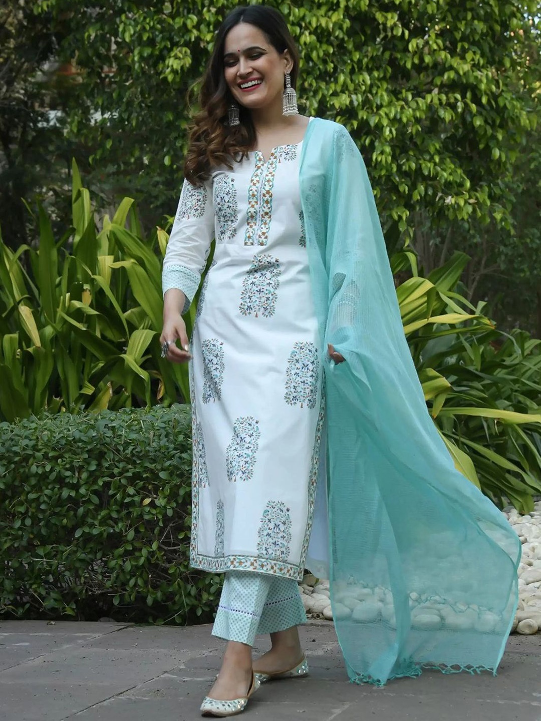 

Moda Rapido Ethnic Motifs Printed Notch Neck Straight Kurta With Trouser And Dupatta, White