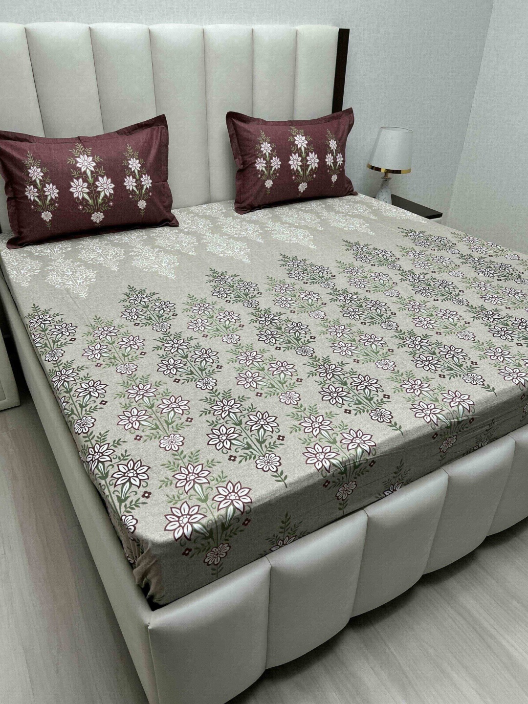 

Pure Decor Cotton King Size Double Bed Bedsheet With 2 Pillow Covers 2.74m X 2.74m, Green