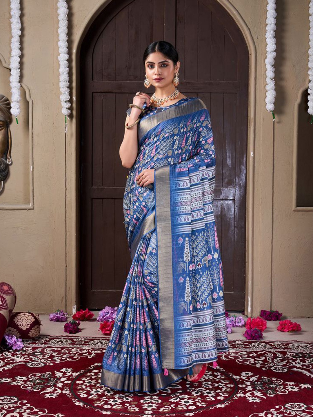 

Fashion FRICKS Printed Zari Saree with Blouse Piece, Blue