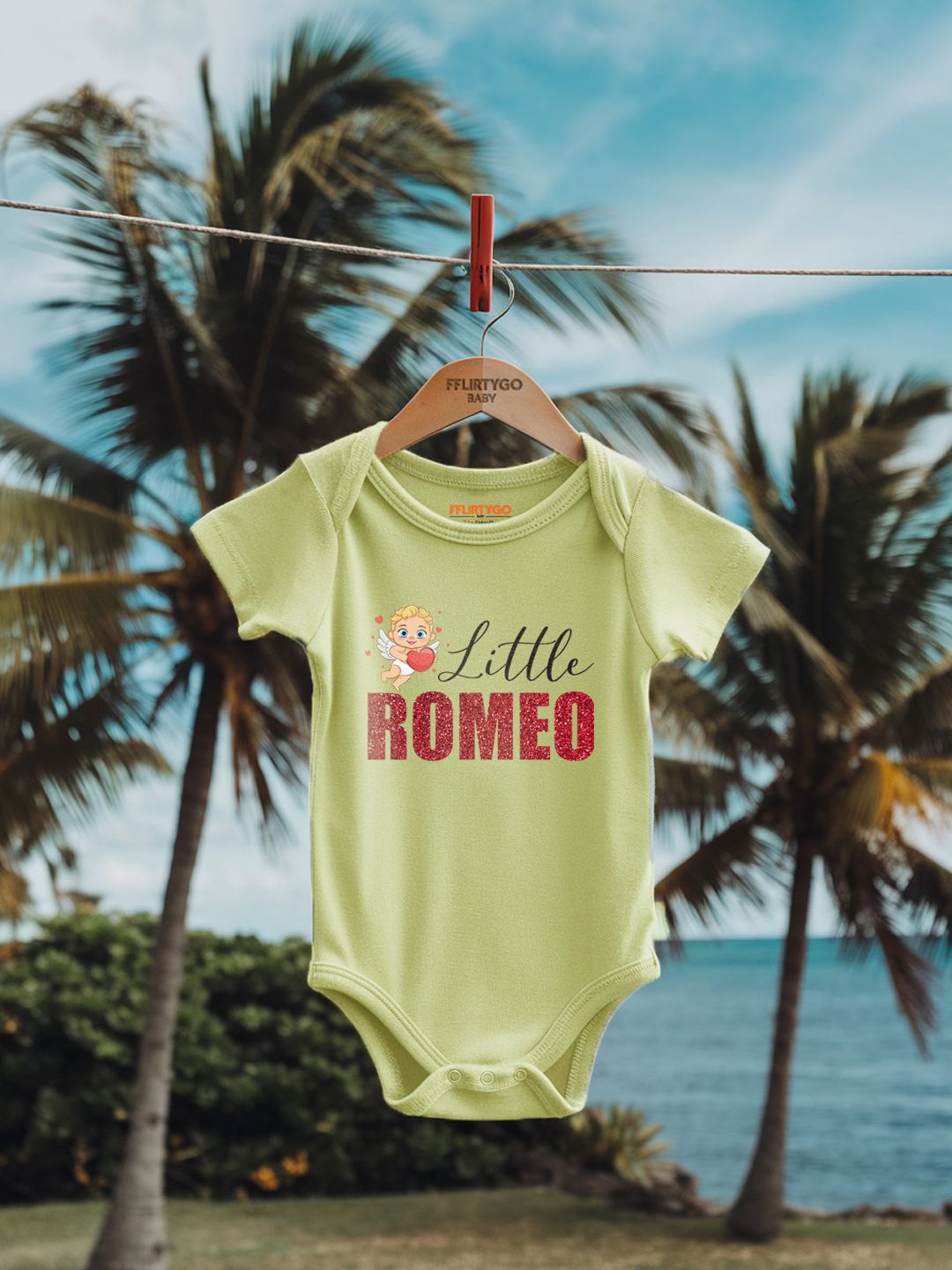 

FFLIRTYGO Infants Valentine day Printed Cotton Bodysuit, Green