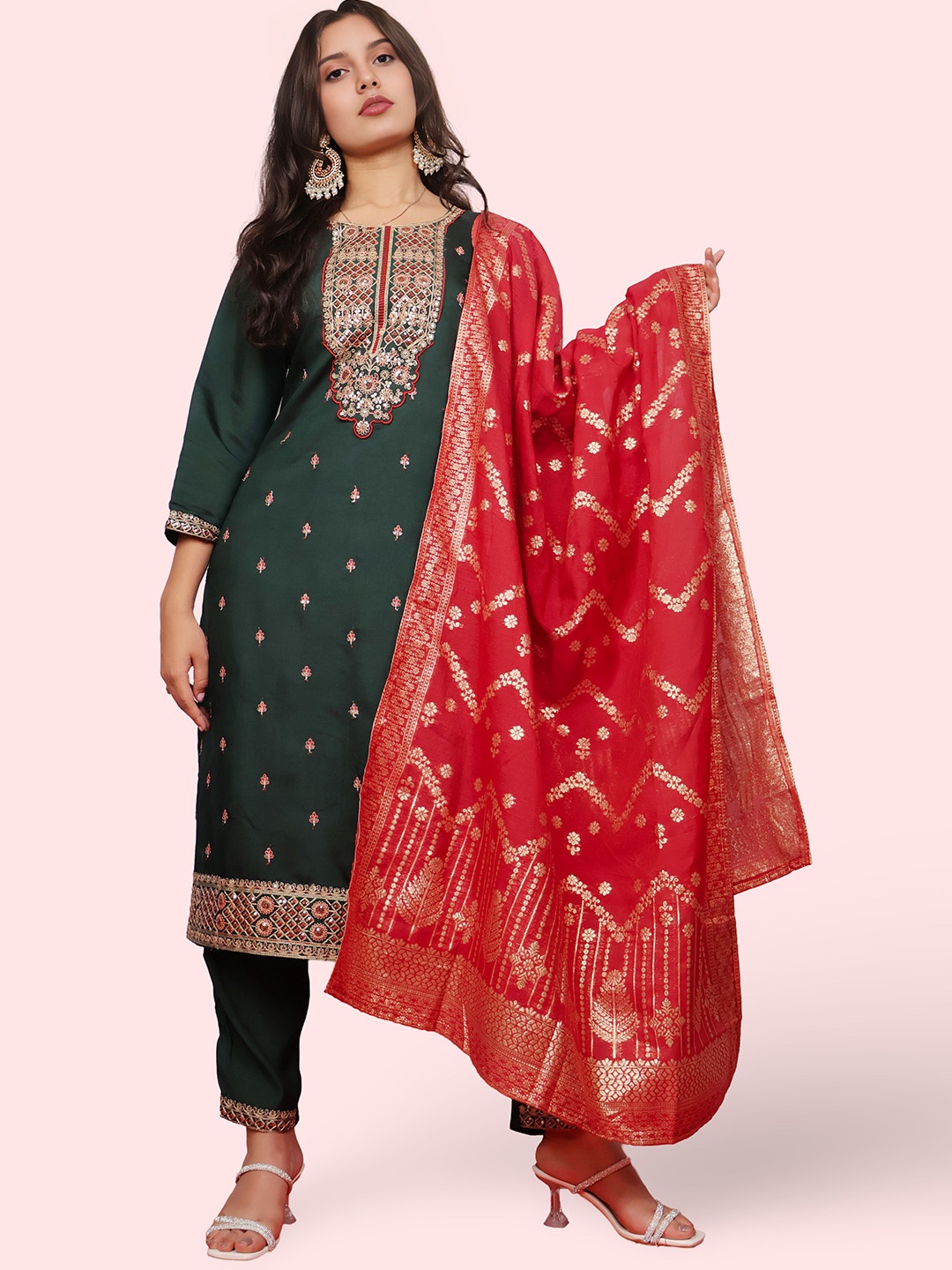 

Shreekama Floral Embroidered Round Neck Sequinned Straight Kurta With Trouser & Dupatta, Green