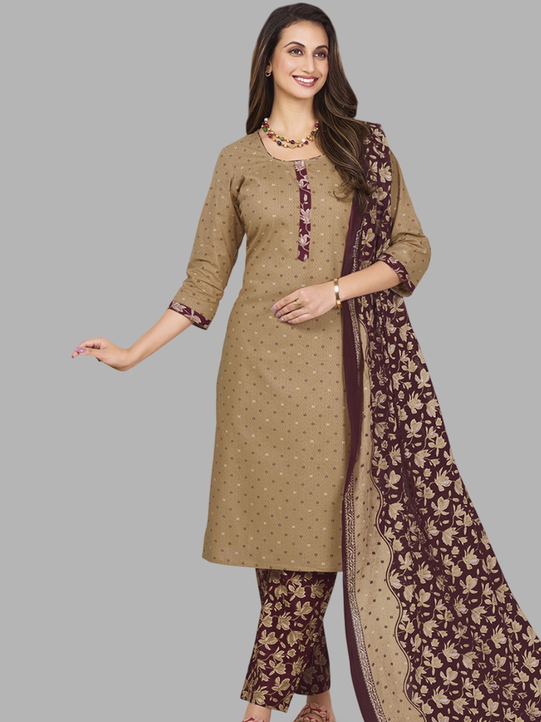 

Simmu Women Printed Regular Pure Cotton Kurta with Churidar & With Dupatta, Beige