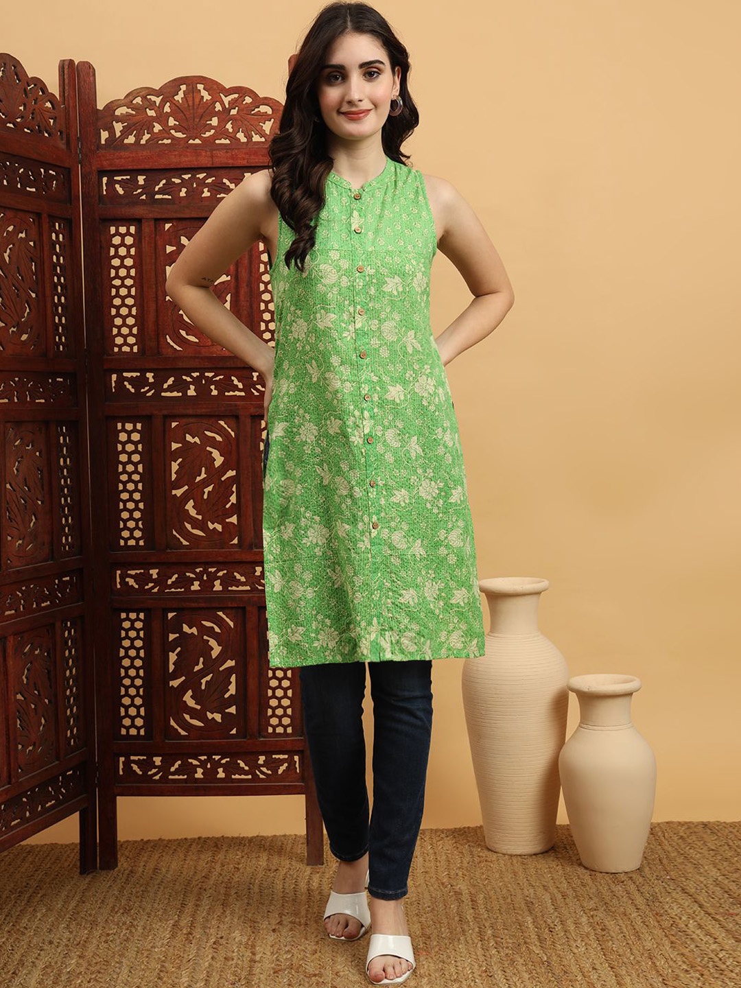 

Anouk Rustic Women Ethnic Motifs Printed Summer Sheers Kurta, Green